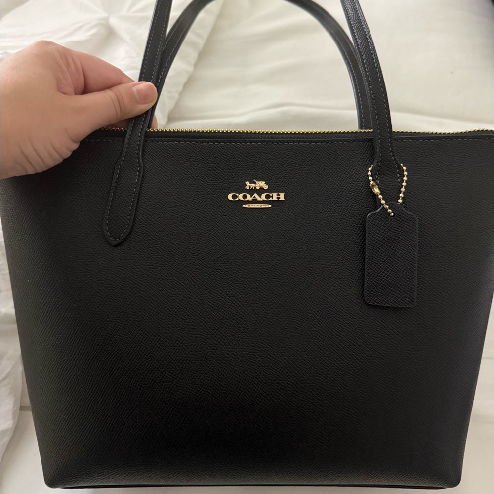 Coach Fiona zip tote